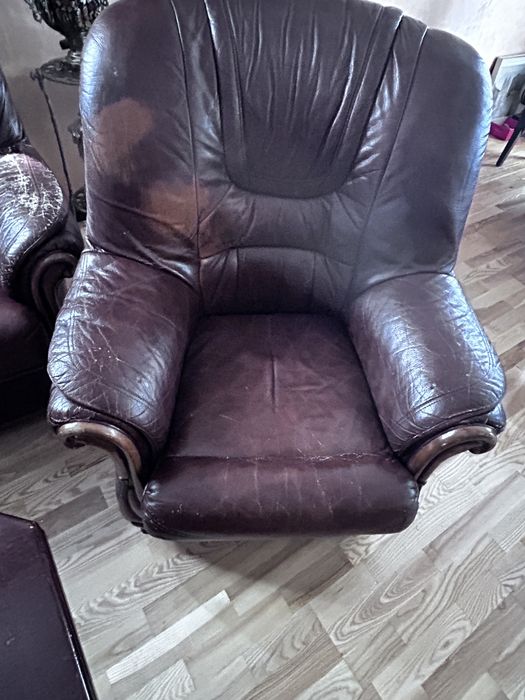 Set 2 fotolii + canapea piele cu lemn masiv - stil baroc