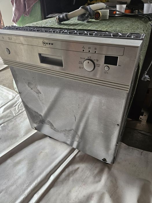 Masina de spalat vase NEFF