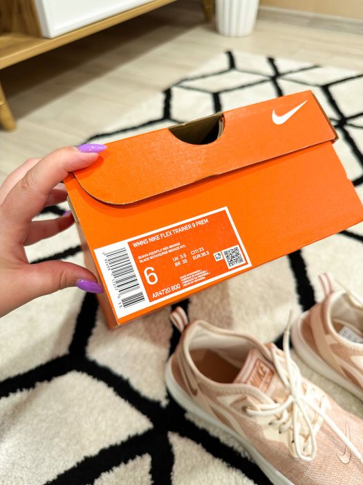 Оригинални Nike маратонки