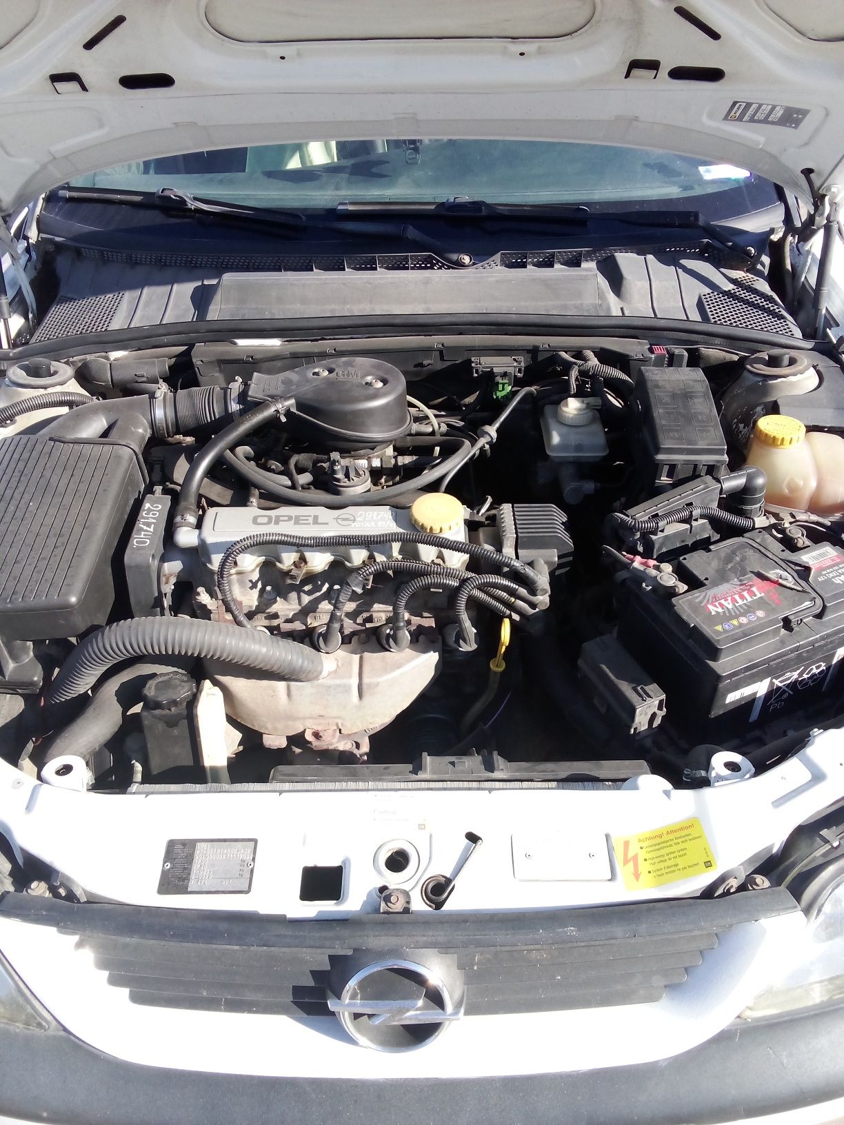 Opel vektra B-в движение