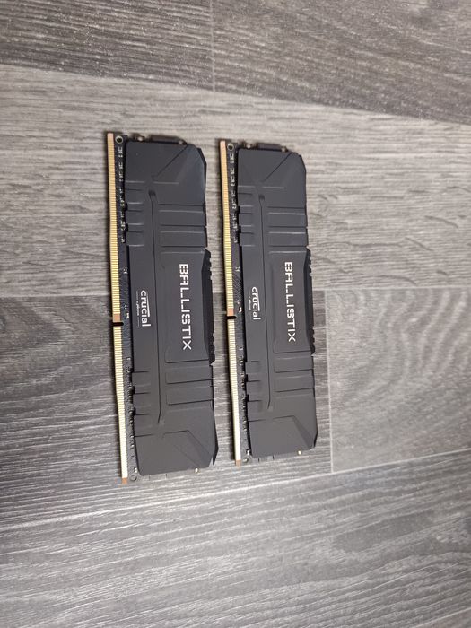 Оперативная память Crucial Ballistix 16гб (8x2) 3000МГц