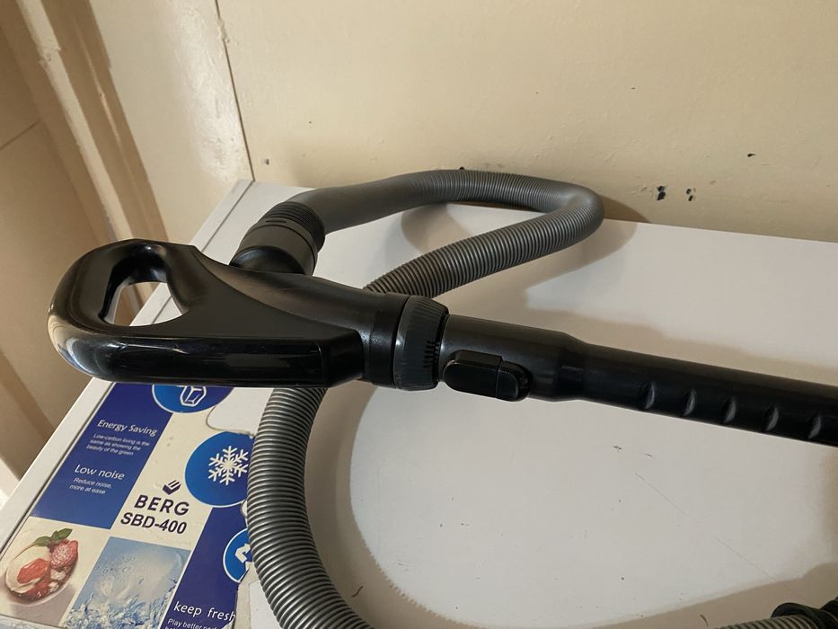 Продам пилесос в хорошим состаяние