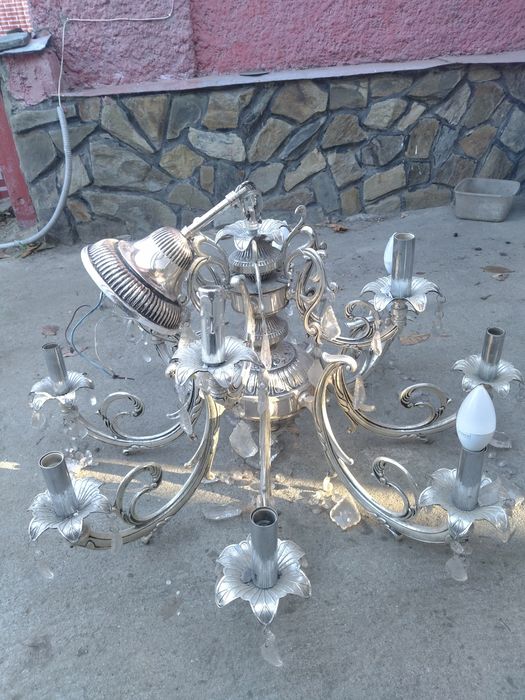 Люстра красивая б/у