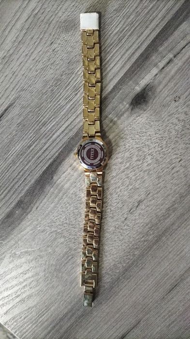 Часы японские Titex на батарейках