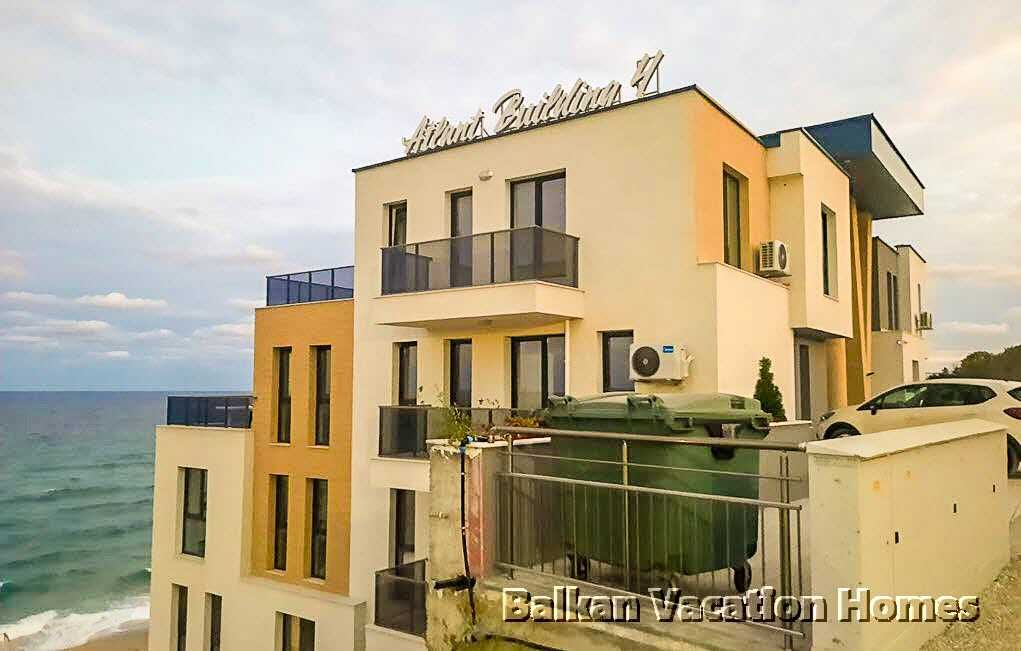 Продава се Двустаен апартамент в Обзор - 66 кв.м за 1955 €/кв.м - Снимка #16