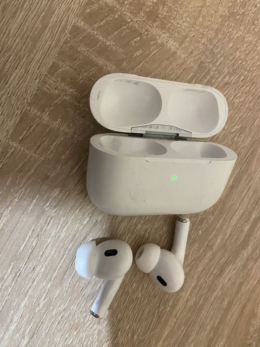 Casti AirPods pro