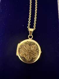 Colier aur 14 k, cu medalion cu deschidere pentru portret, 5 g