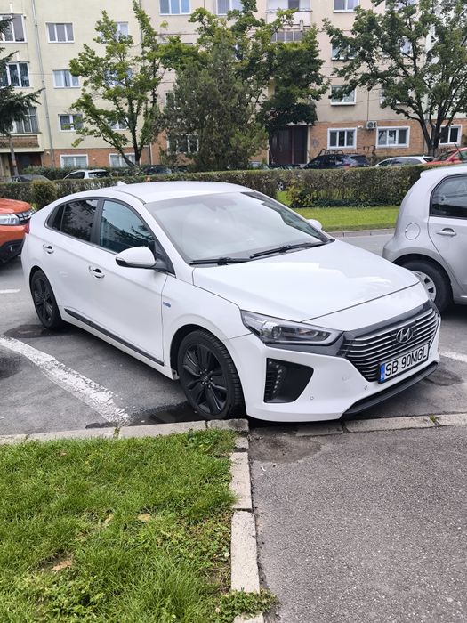 Hyundai ioniq hybrid 2019
