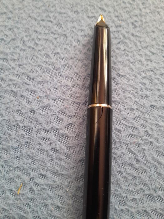 Stilou Centropen + cutie , penita 14k