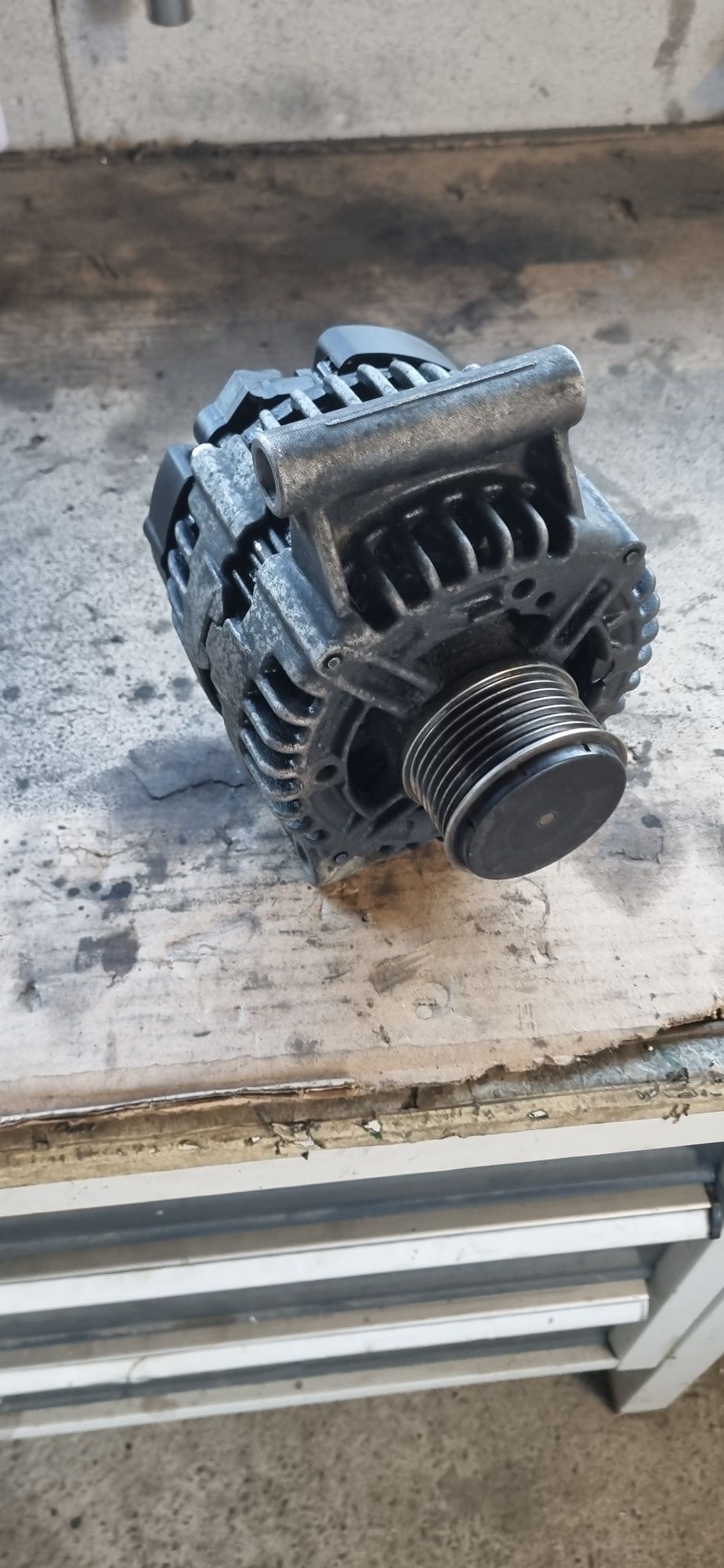 Alternator ford tranzit 2.4