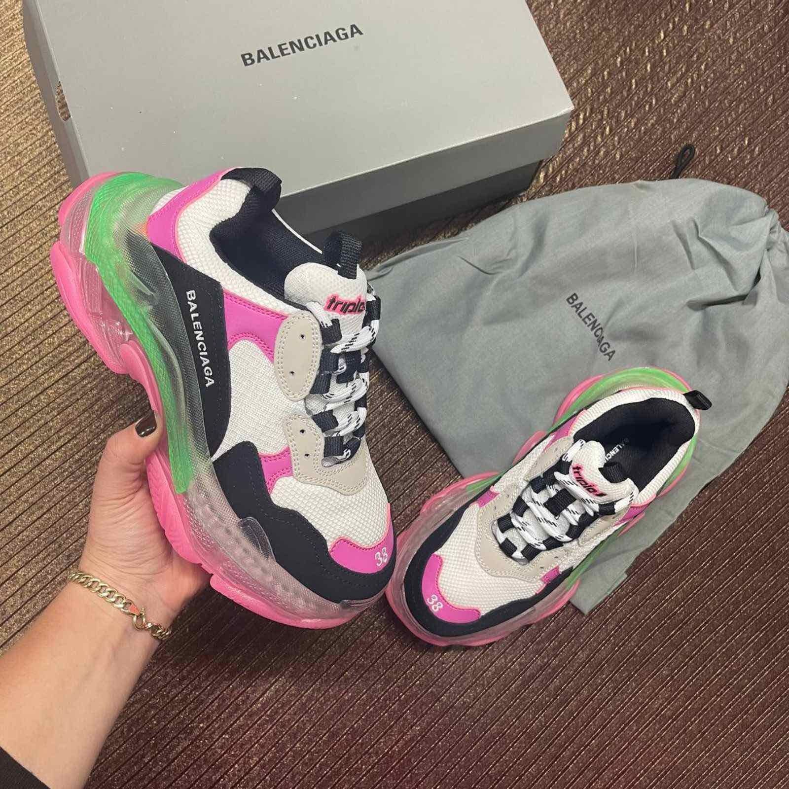 Обувки Balenciaga Triple S SWarovski 469лв