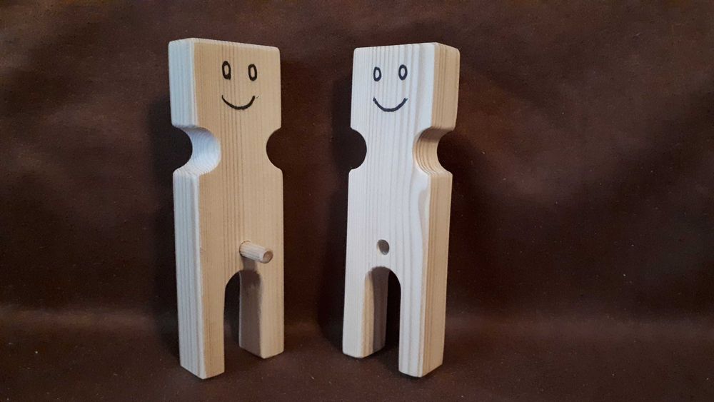 Statuete lemn stilizate, pereche - handmade, prelucrare excelenta
