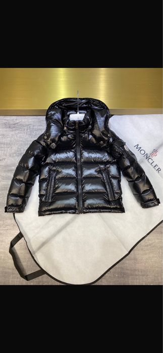 Geaca M.O.N.C.L.E.R colectie noua