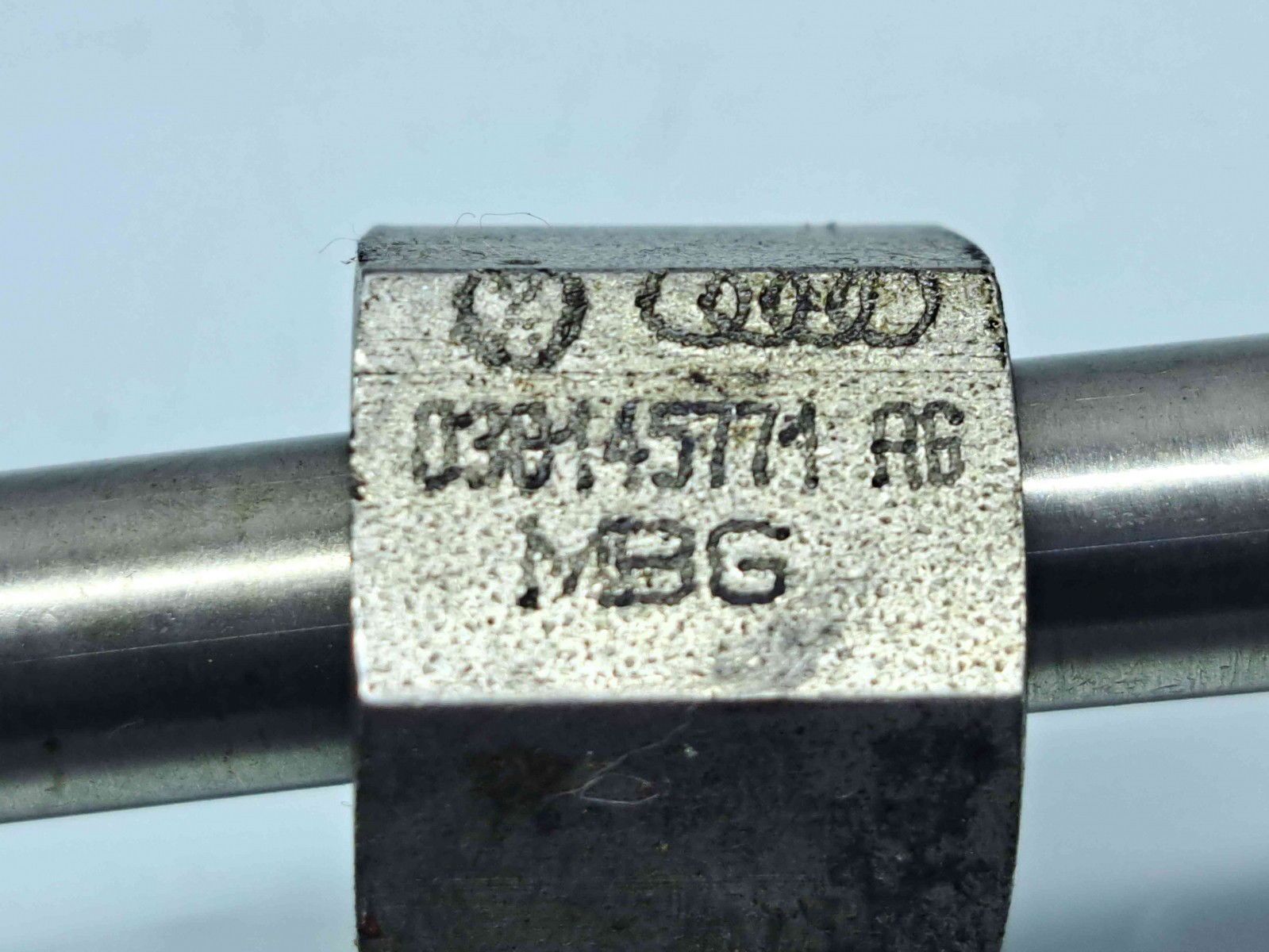 Conducta ulei Volkswagen Golf 5 (1K1) [Fabr 2004-2008] 03B145771AG 1.9