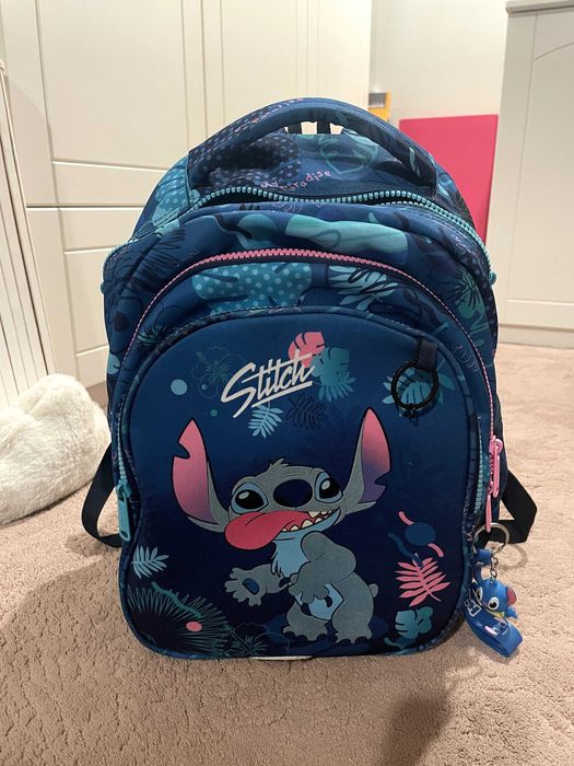 Раница Stitch в отлично състояние