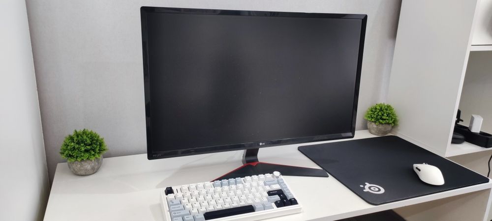 Продам монитор LG 27- дюймовый
