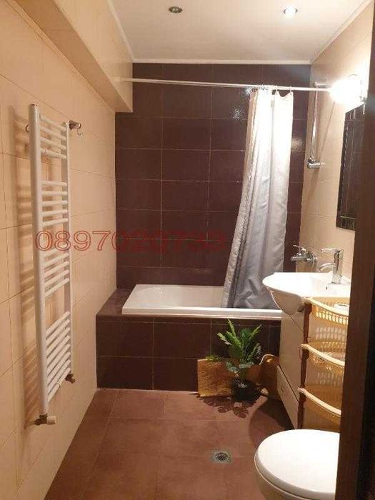 Давам под наем 2-стаен апартамент