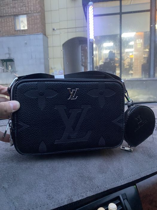 Барсетка от Louis Vuitton