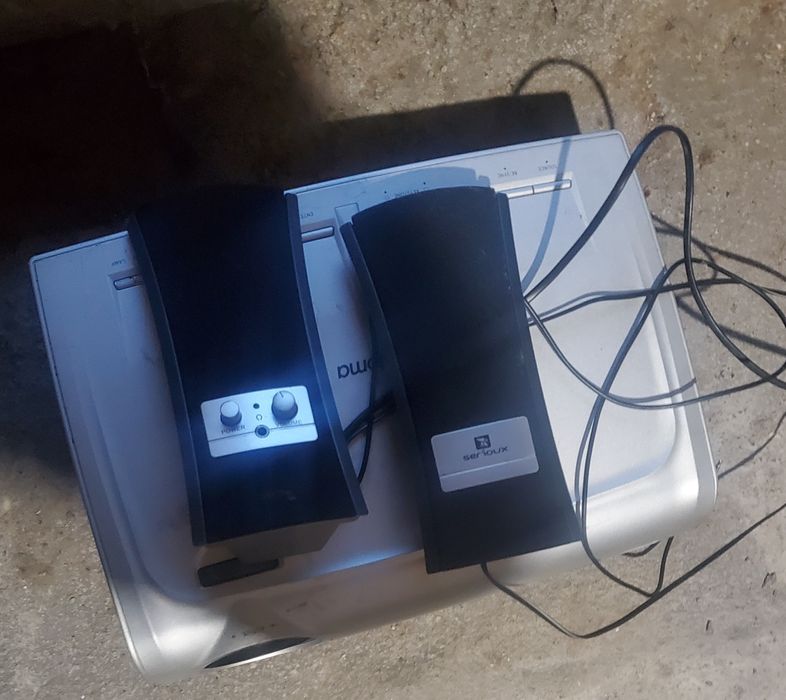 Chitara și proiector