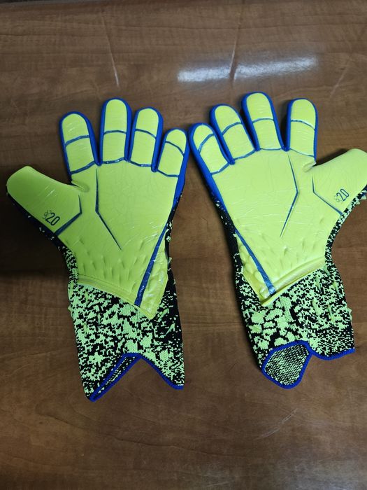 Mănuși de portar mărimea 8