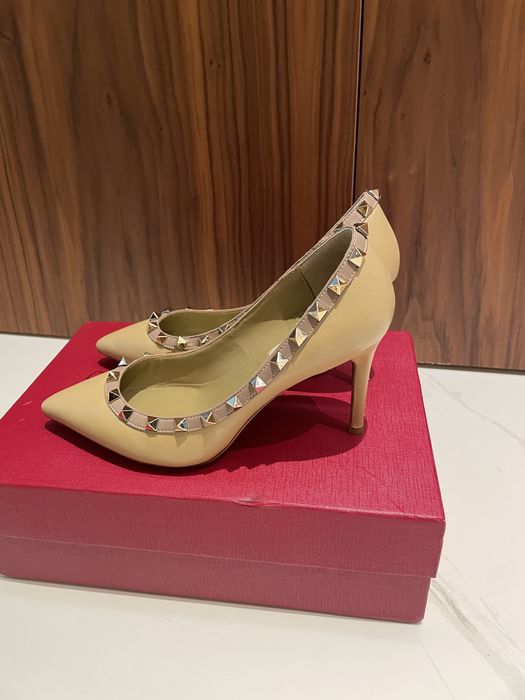 Обувки VALENTINO оригинал