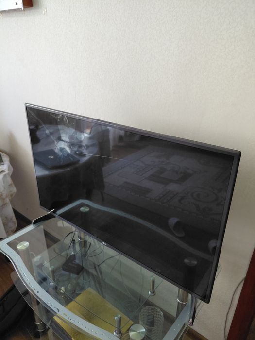 Продам плазму LG на запчасти