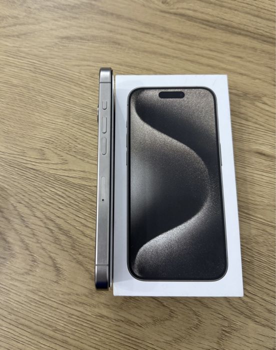 Iphone 15 Pro 128 GB Full Box