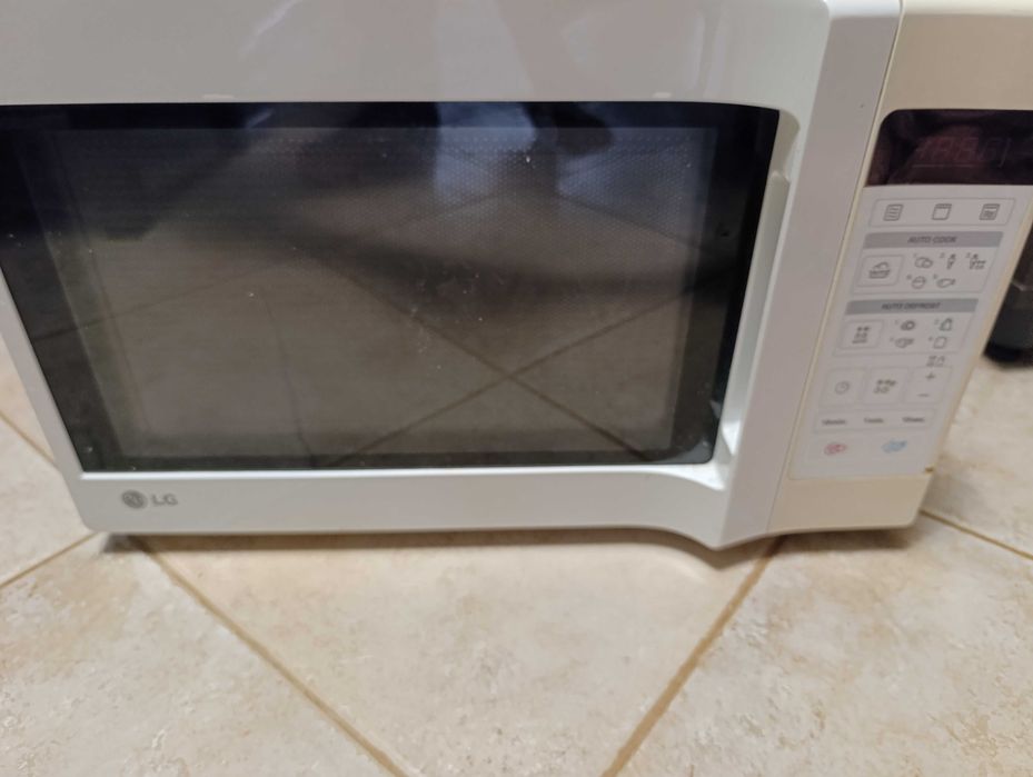 Микровълнова печка LG