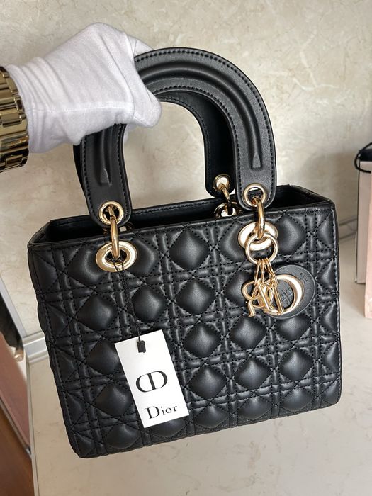 Чанта Lady Dior черна среден размер