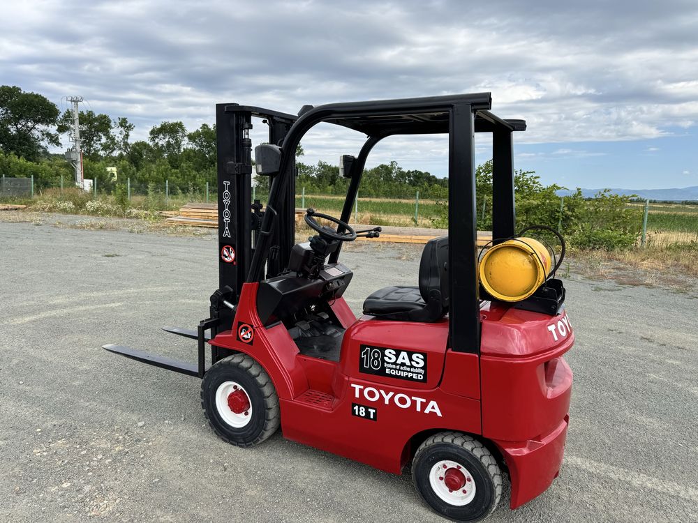 Stivuitor toyota an 2001 stare impecabila