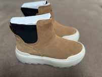 Super pret! UGG 36 primavara