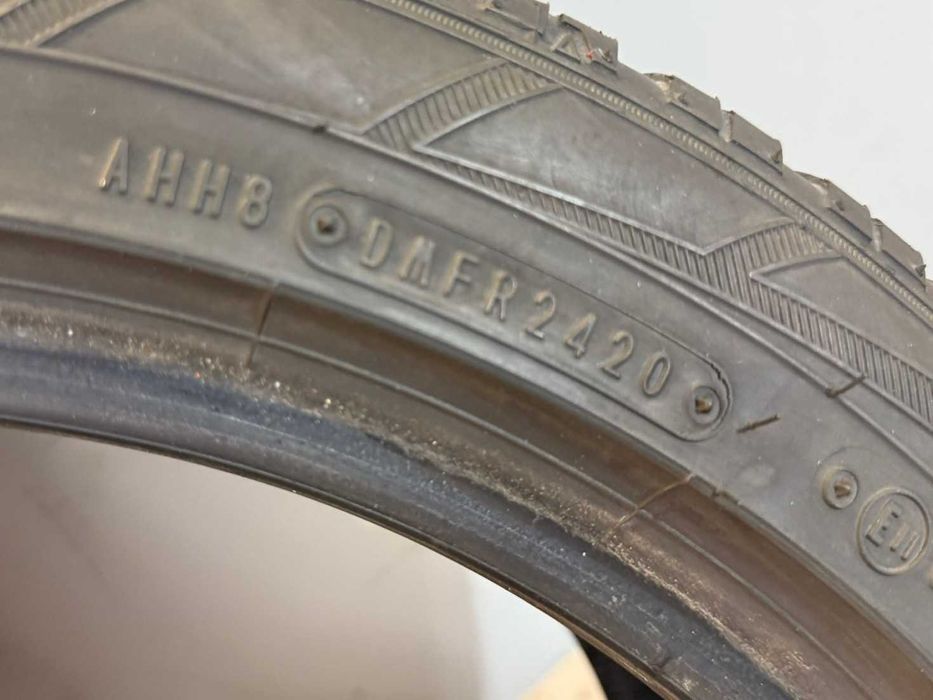 Anvelope 225/45 R17, iarna, Falken DOT 2020