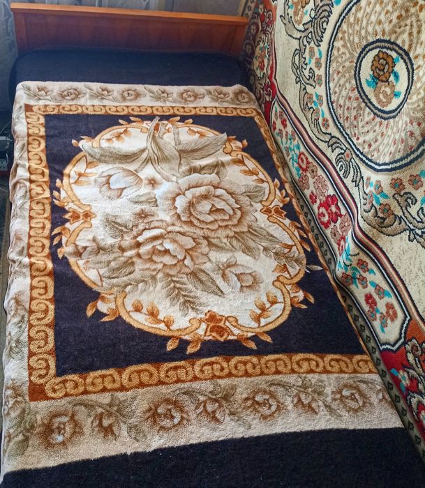 Продам кровать (90*190), матрас, для дома.