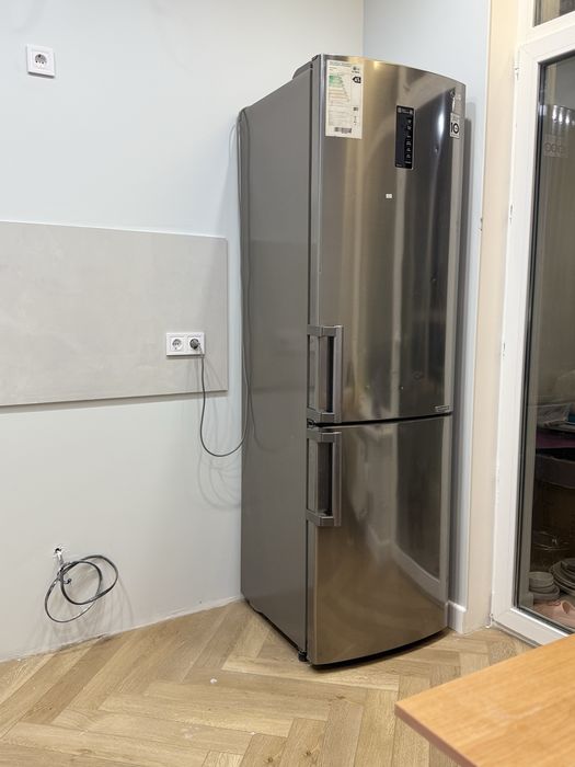 Lg холодильник сатылады