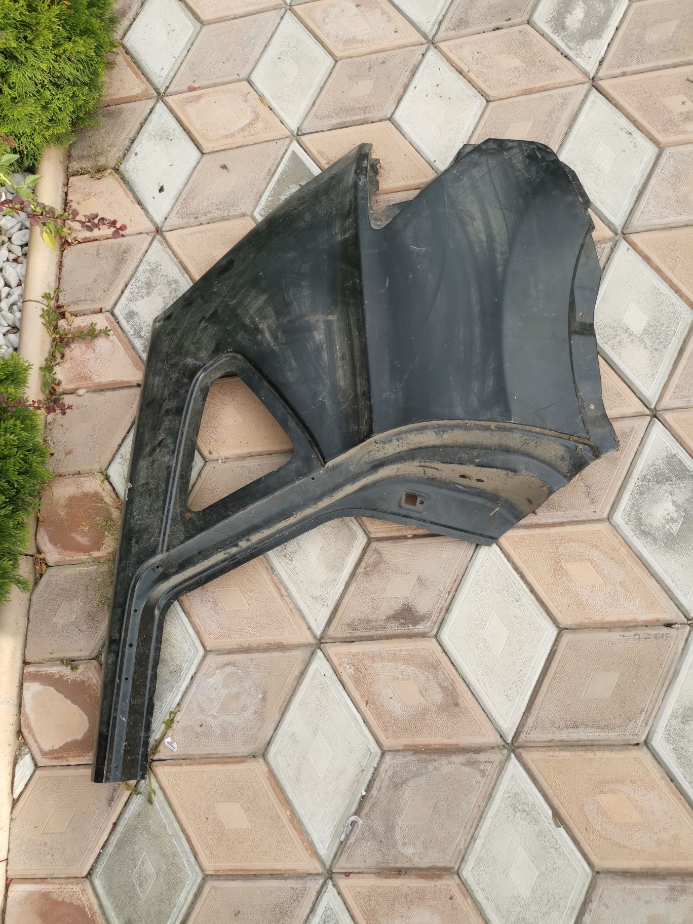 Aripa stânga spate Nissan qashqai 2006/2007/2008/2009/2010/2011/2012