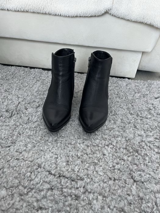 Botine piele Lasocki 35