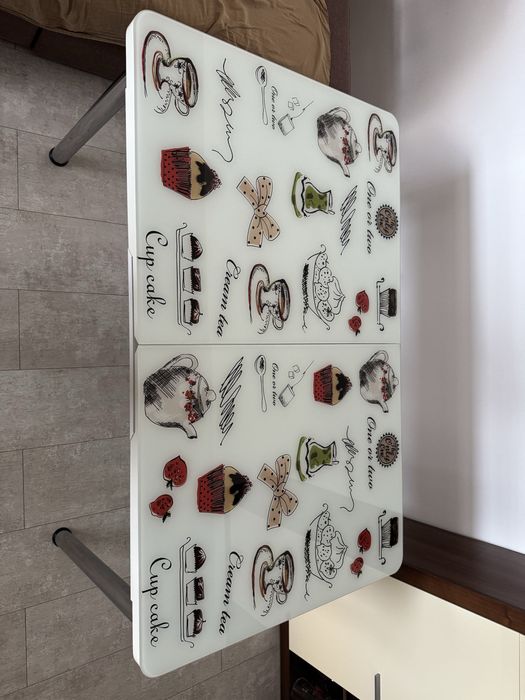 Masa extensibila pt bucatarie sau living