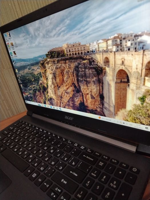 Acer aspire 7 игровой ноутбук 1650ti I5-9300