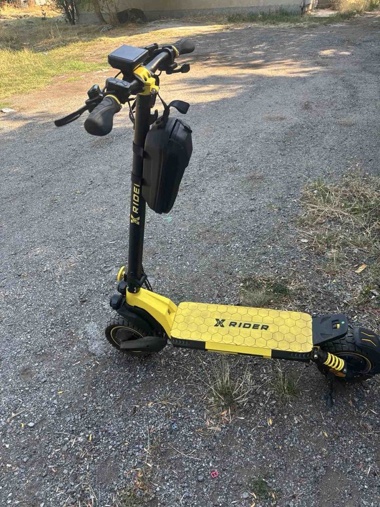 Електрическа тротинетка MANTA XRider F10Pro