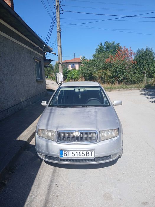 Продавам шкода фабия