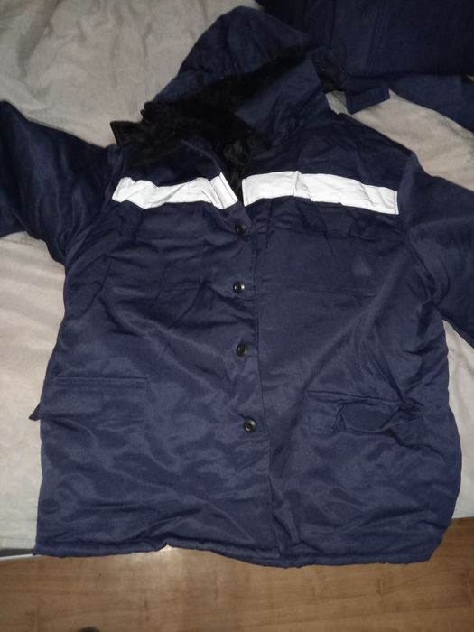 Продам зимний спец одежду