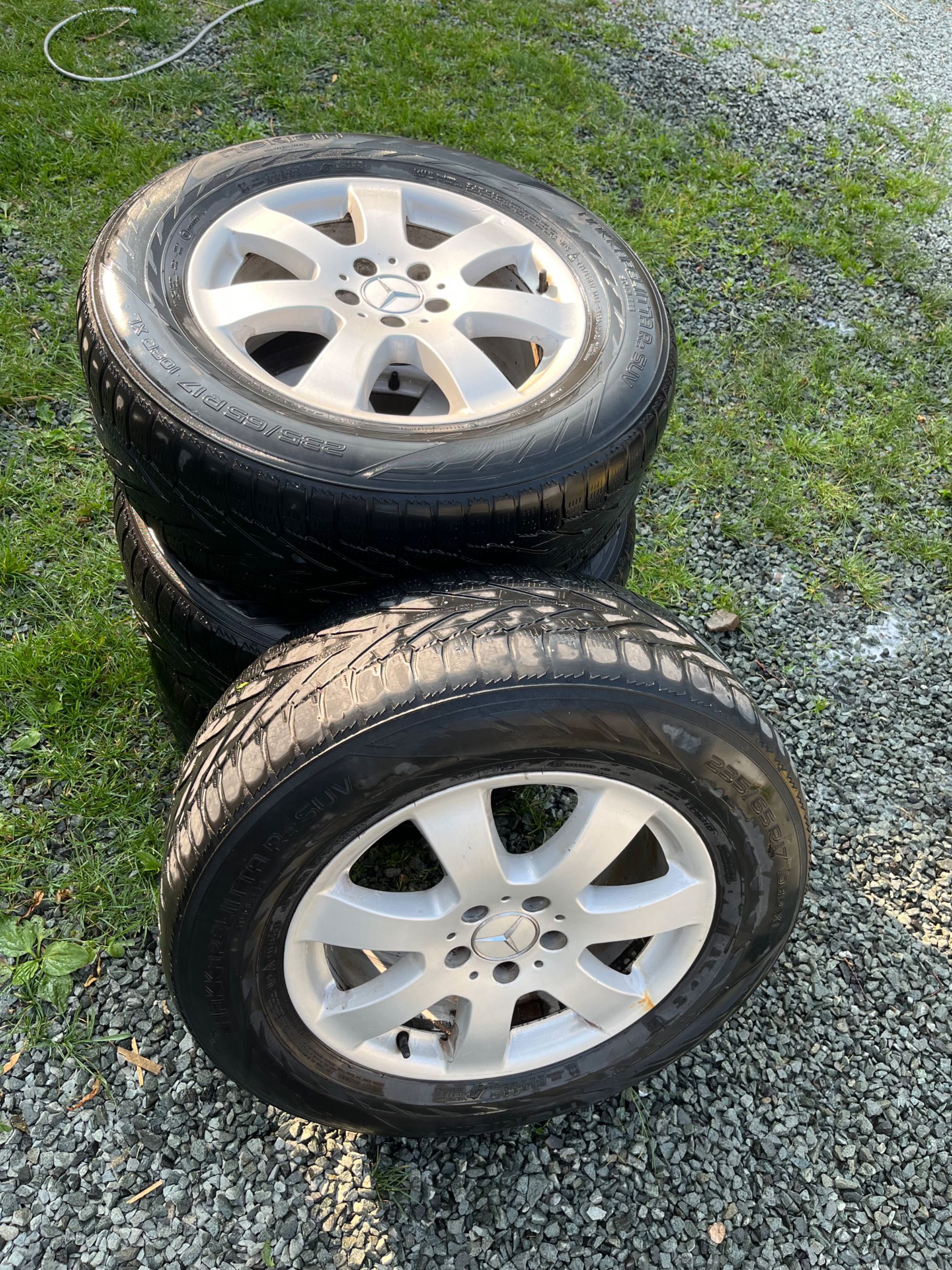 235/65 R17 Anvelope cu jante din aluminiu