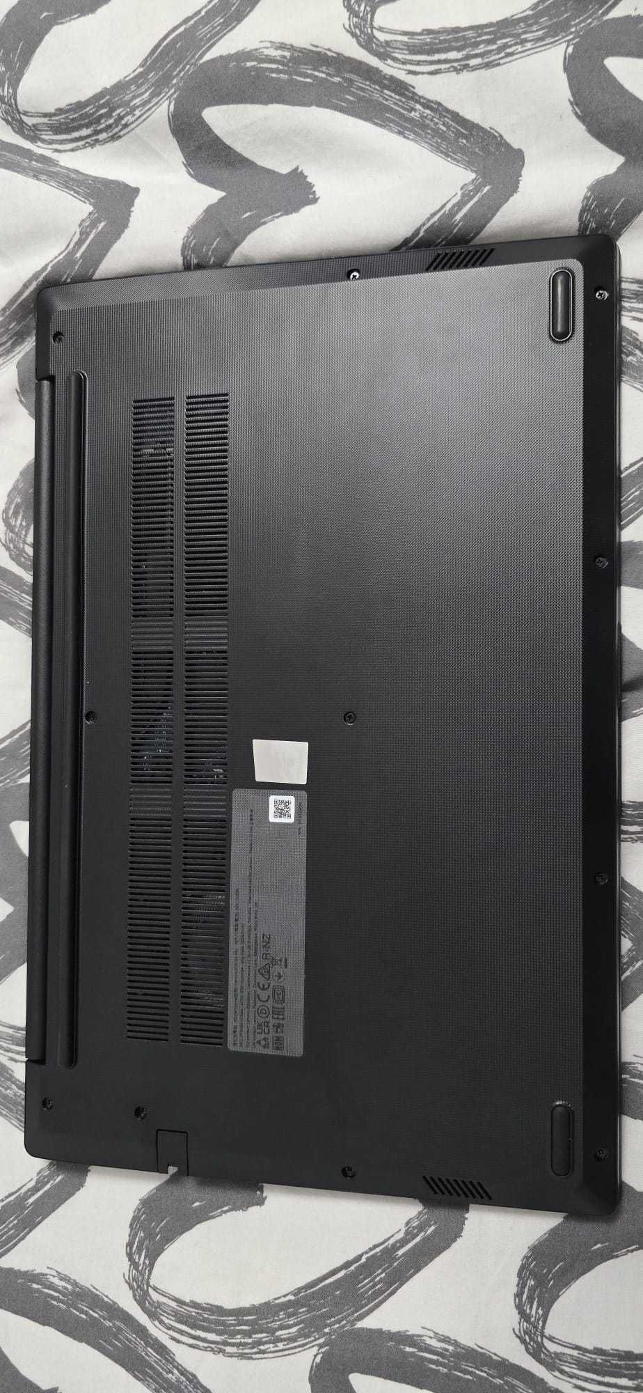 Lenovo V15 G4 IRU