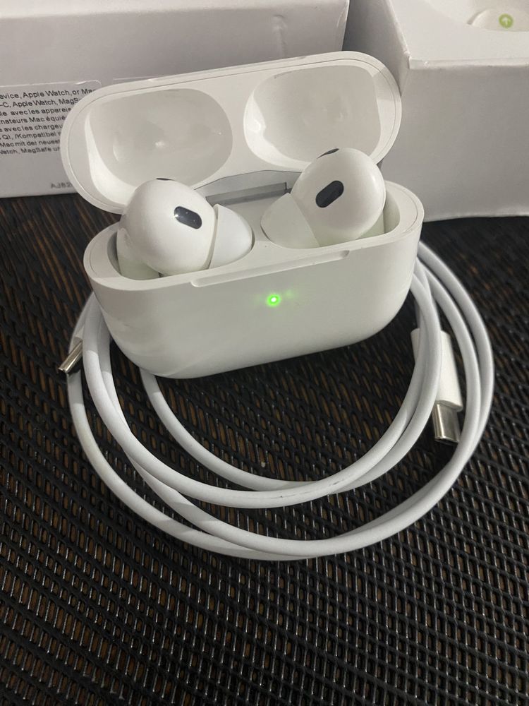 AirPods Pro 2, casti wireless, apple