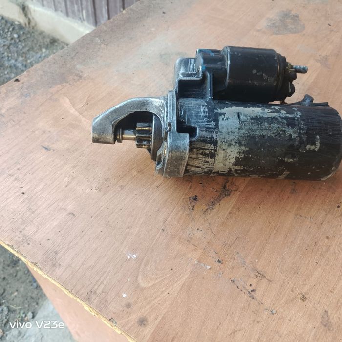 Продам стартер на ауди с4. 2.8