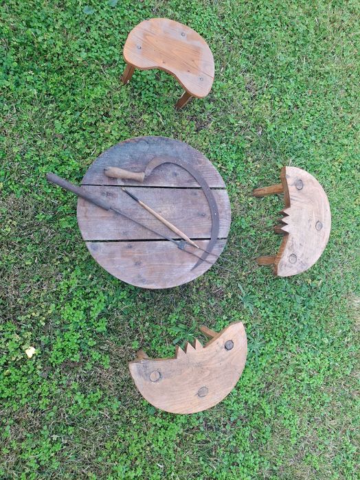 Паралия софра с два стола.Старинна