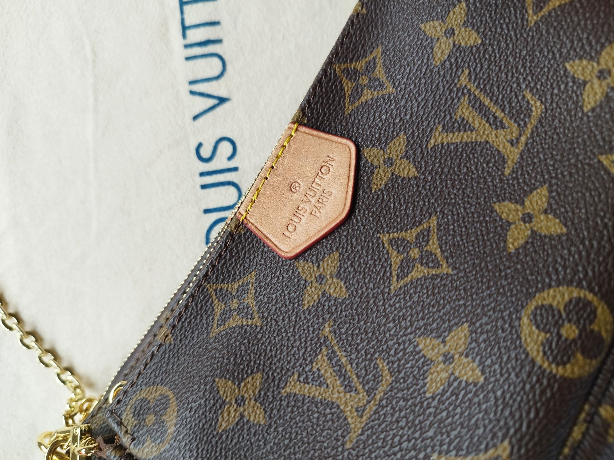 Нова  Louis Vuitton Multipochette дамска чанта
