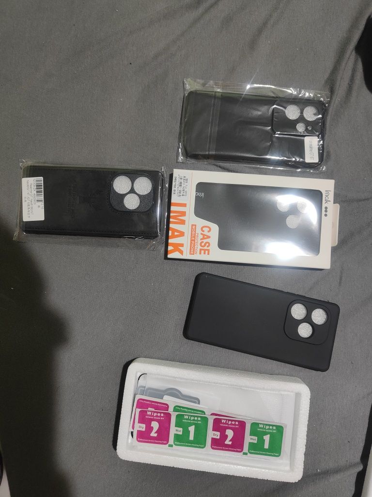 Калъфи и протектори за realme gt6,gt6t