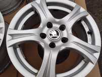Перфектни Brock 16-5x112 ET45 7j Шкода Йети