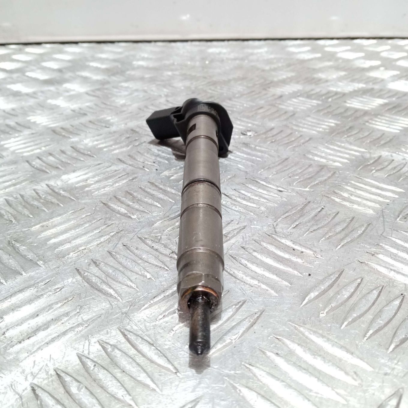 Injector Audi Vw 3.0Tdi • 0445115 052